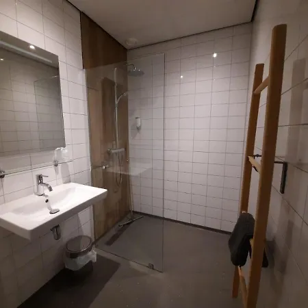 Beach Hotel Oostvoorne Отель Остворне