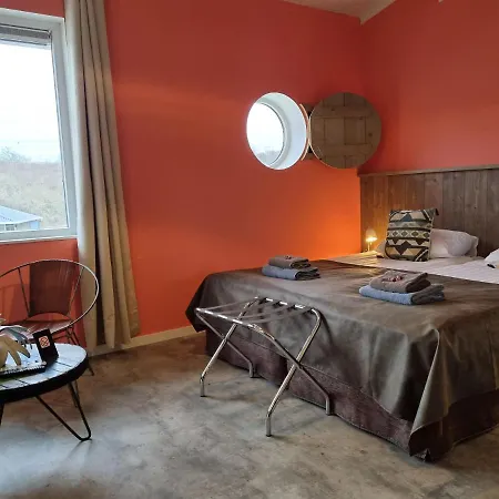 Beach Hotel Oostvoorne Остворне