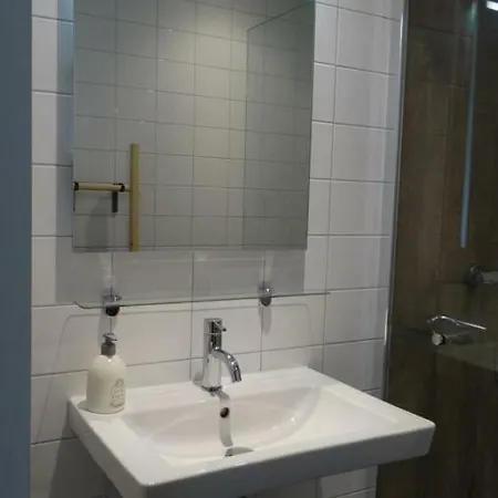 فندق Beach Hotel Oostvoorne